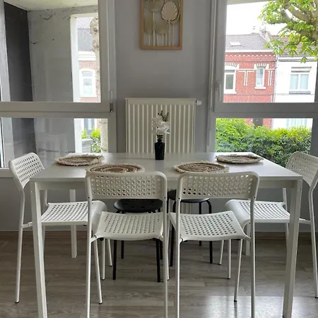 Appartement 2 Chambres Avec Terrasse Et Garage Saint-Andre-lez-Lille Buitenkant foto